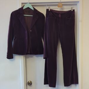 BCBGMaxAzria Purple Velvet Full Suit XS 4